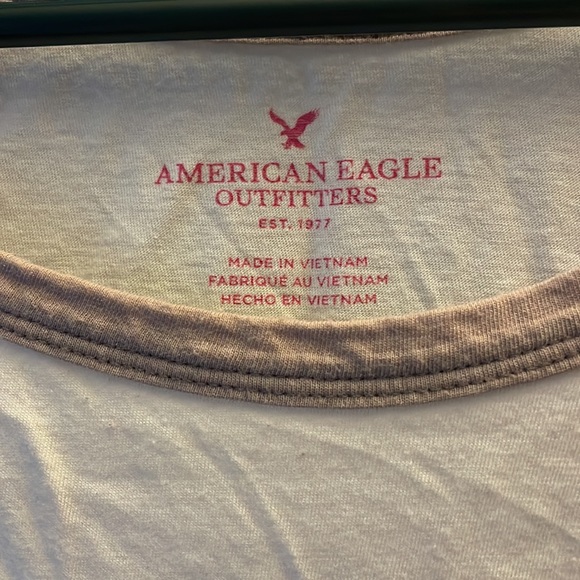 Pink and white t shirt - Picture 2 of 2